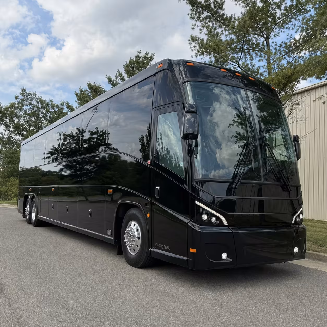 elk grove charter bus rentals to golden 1 center concerts